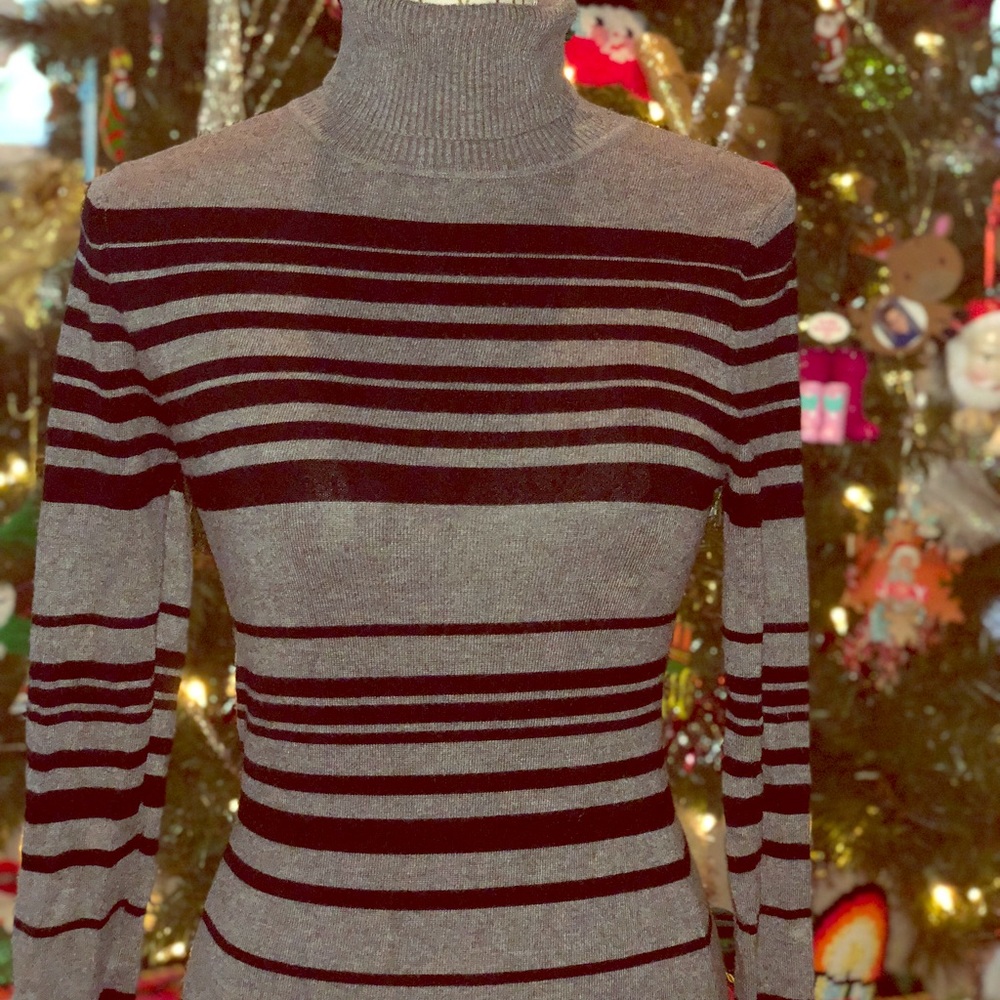 Gray and Black Striped Guess Turtleneck Medium